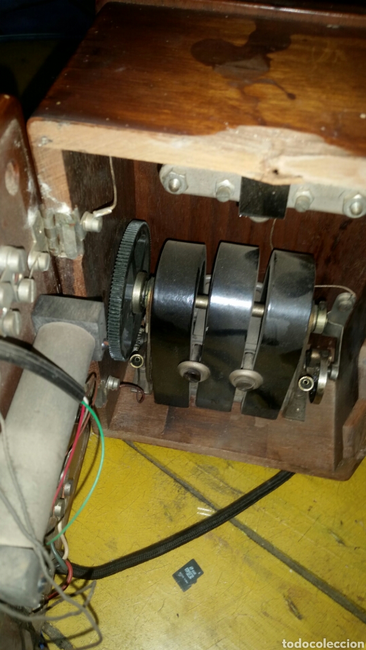 Tel&eacute;fonos: Antiguo tel&eacute;fono de Magneto 1900 - Foto 19