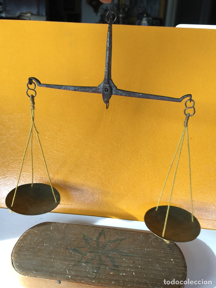 Antig&uuml;edades: Antigua balanza del siglo XVIII - Foto 4