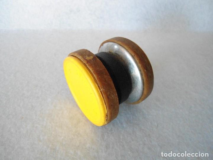 Antig&uuml;edades: ANTIGUO AFILADOR YO-YO - Foto 1