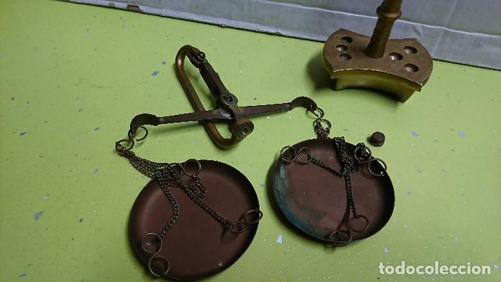 Antig&uuml;edades: PEQUE&Ntilde;A B&Aacute;SCULA DE BRONCE, SIN PESAS - Foto 7