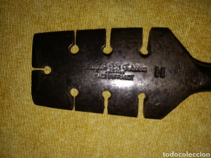 Antig&uuml;edades: Util para los dientes de las sierras. - Foto 3