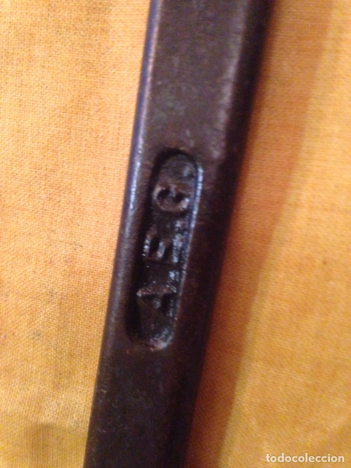 Antig&uuml;edades: Llave inglesa Aeg - Foto 2