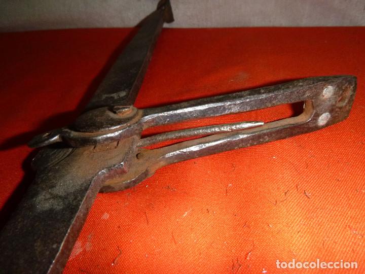Antig&uuml;edades: ANTIGUA BALANZA DE FORJA - Foto 2