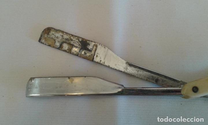 Antig&uuml;edades: Navaja barbero - Foto 2