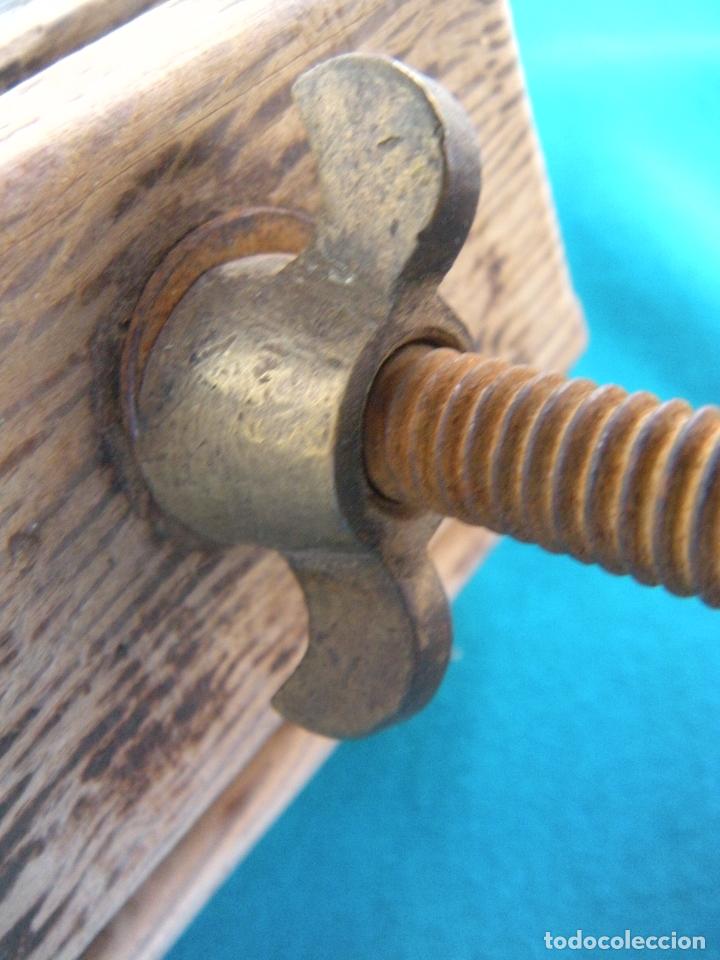 Antig&uuml;edades: RARO CEPILLO DE CARPINTERO EXTENSIBLE - Foto 4