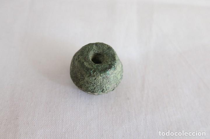 Antig&uuml;edades: ponderal de bronce patron de 30,34 - Foto 3