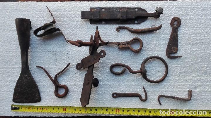 Antig&uuml;edades: Lote de piezas varias forja - Foto 1