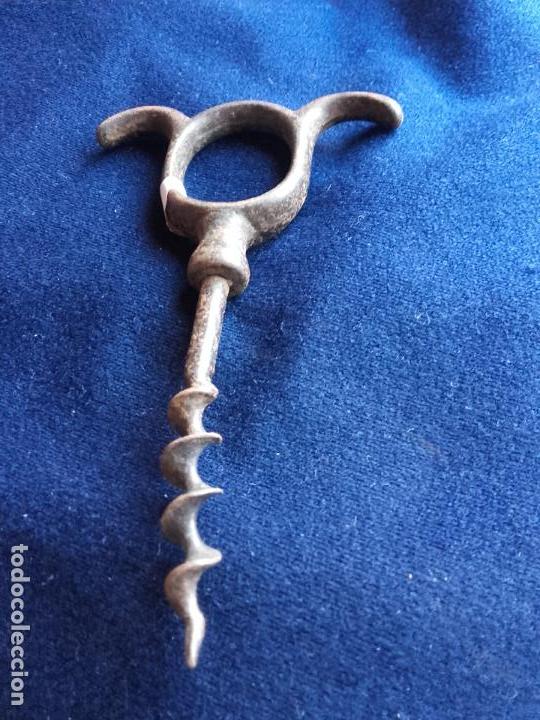 Antig&uuml;edades: Sacacorchos antiguo de coleccion - Foto 2