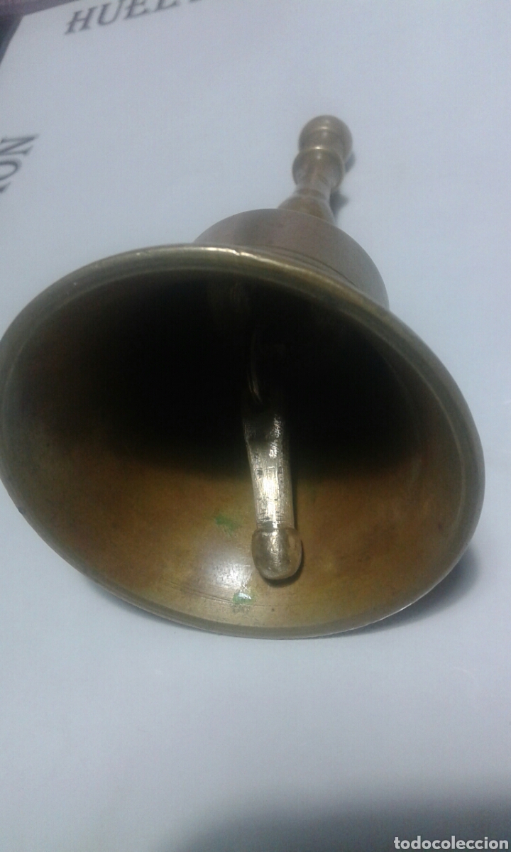Antig&uuml;edades: Campana de bronce, 135&times;7cm. - Foto 3