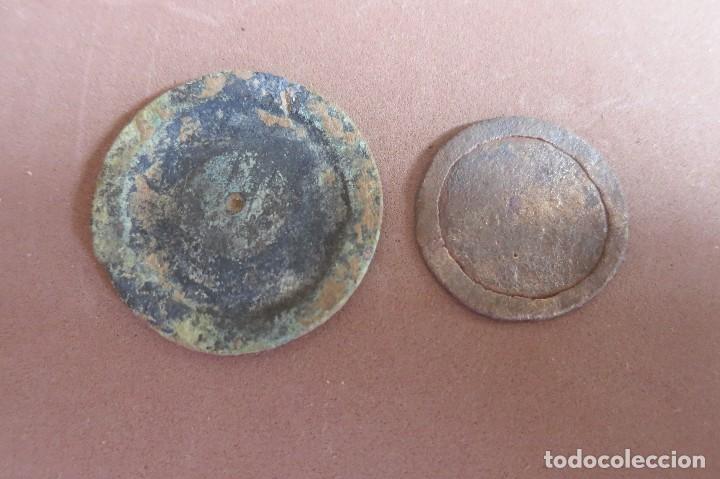 Antig&uuml;edades: ponderales iberos redondos - Foto 1