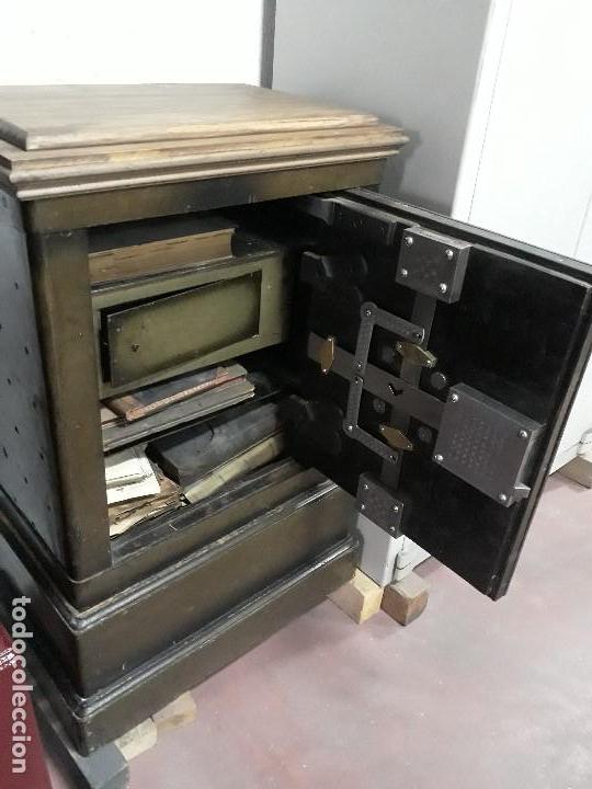 Antig&uuml;edades: CAJA ANTIGUA - Foto 3
