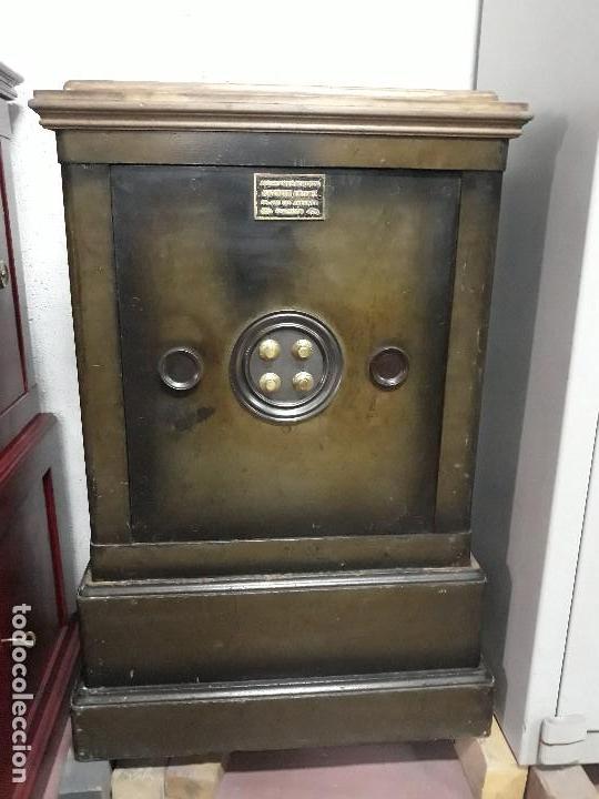 Antig&uuml;edades: CAJA ANTIGUA - Foto 1