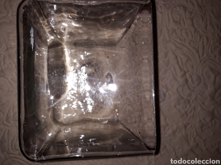 Antig&uuml;edades: Tapa cristal - Foto 3