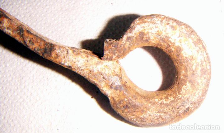 Antig&uuml;edades: CLAVO PARA PARED en FORJA 16 cm - Foto 2