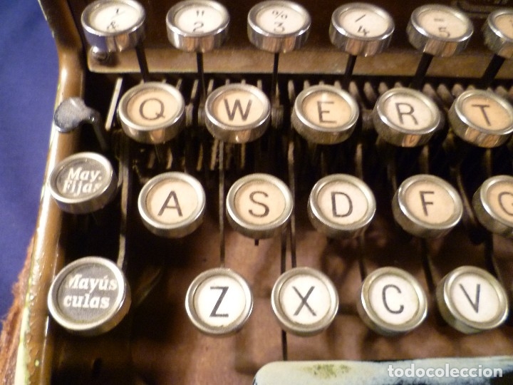 Antig&uuml;edades: MAQUINA DE ESCRIBIR ERIKA - Foto 15