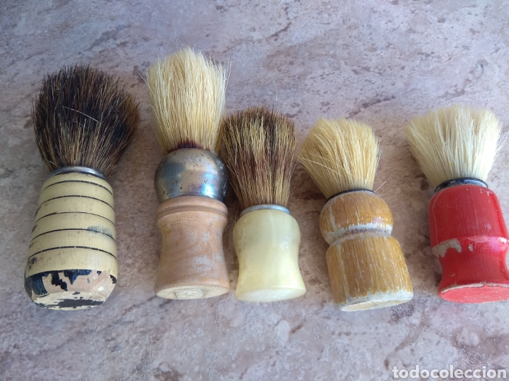 Antig&uuml;edades: Lote de Brochas de Barbero - Foto 2