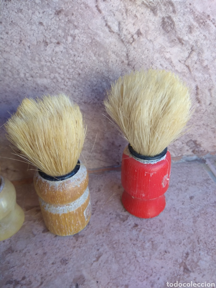 Antig&uuml;edades: Lote de Brochas de Barbero - Foto 3