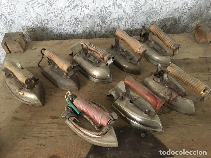 Antig&uuml;edades: PLANCHAS EL&Eacute;CTRICAS LOTE DE 8 - Foto 2