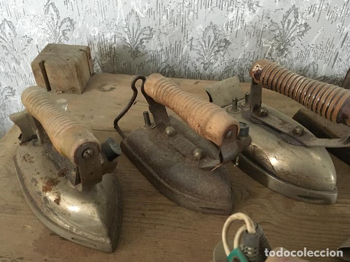 Antig&uuml;edades: PLANCHAS EL&Eacute;CTRICAS LOTE DE 8 - Foto 6