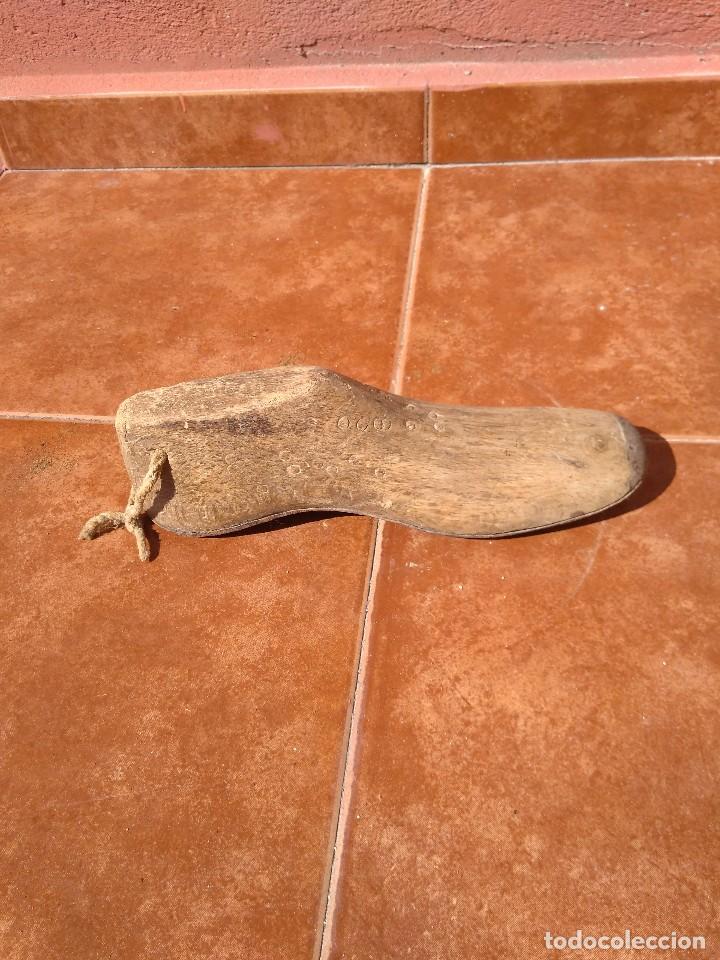 Antig&uuml;edades: HORMA DE ZAPATO ANTIGUA - Foto 1