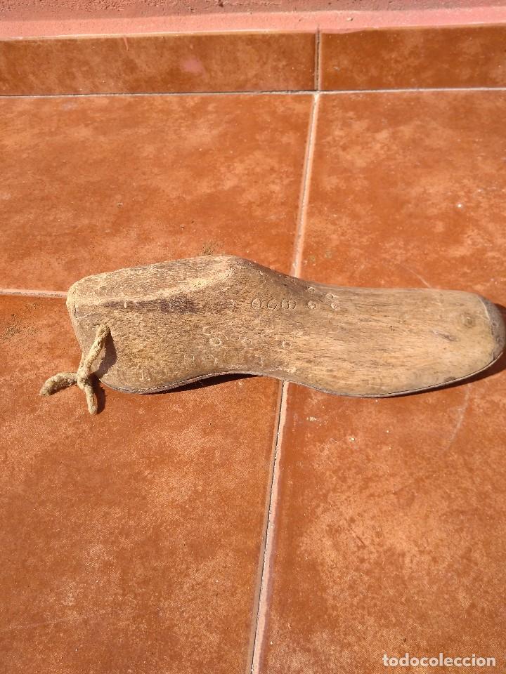 Antig&uuml;edades: HORMA DE ZAPATO ANTIGUA - Foto 8