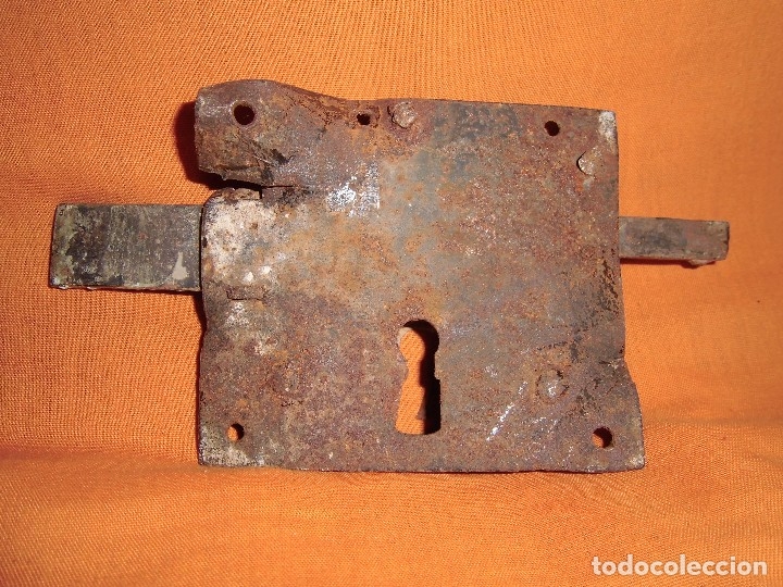 Antig&uuml;edades: 2 cerraduras antiguas de forja - Foto 6