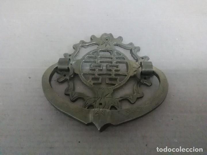 Antiguidades: Tirador de mueble chino bronce 9x9