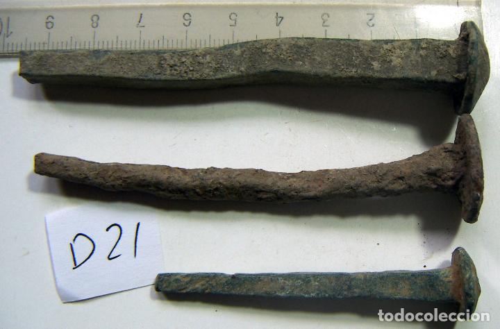 Antig&uuml;edades: LOTE DE CLAVOS ANTIGUOS - Foto 1