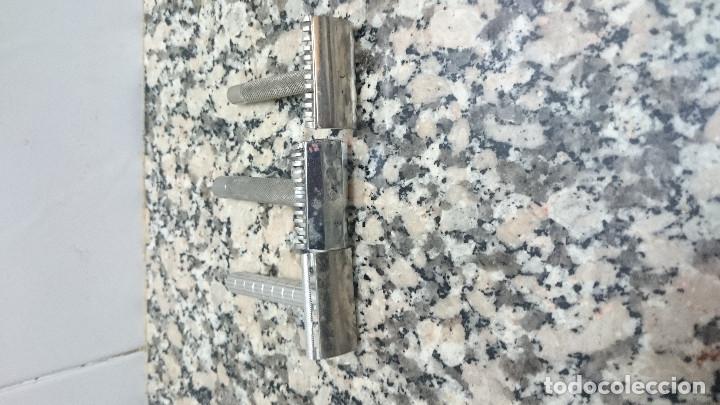 Antig&uuml;edades: 3 MAQUINITAS DE AFEITAR MARCA BETER - Foto 3