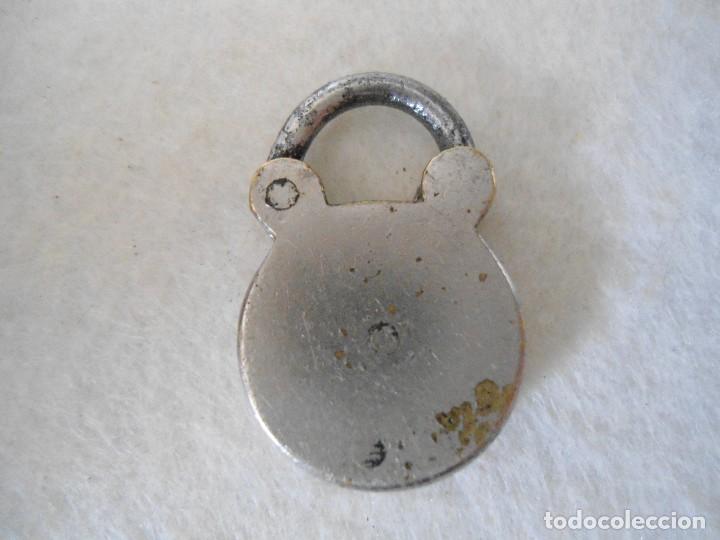 Antig&uuml;edades: ANTIGUO PEQUE&Ntilde;O CANDADO SIN LLAVE - Foto 2