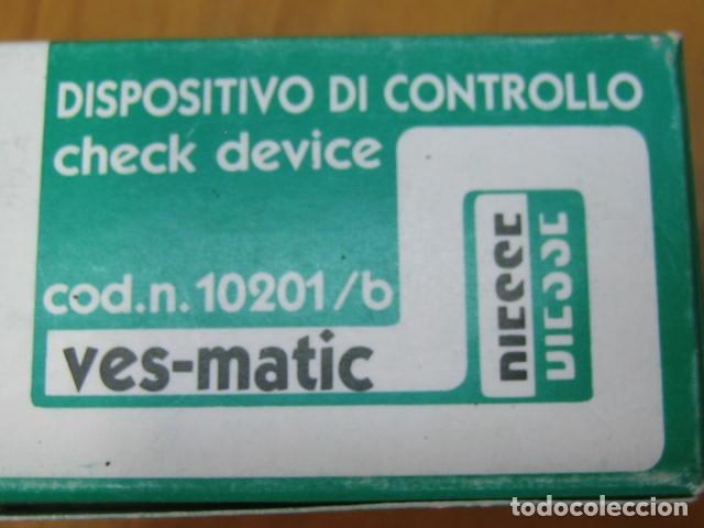 Antig&uuml;edades: Micro chip de aparato de laboratorio - Foto 4