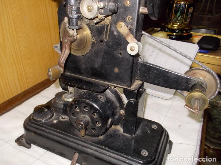 Antig&uuml;edades: proyector antiguo - Foto 8