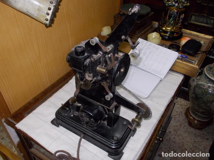 Antig&uuml;edades: proyector antiguo - Foto 11