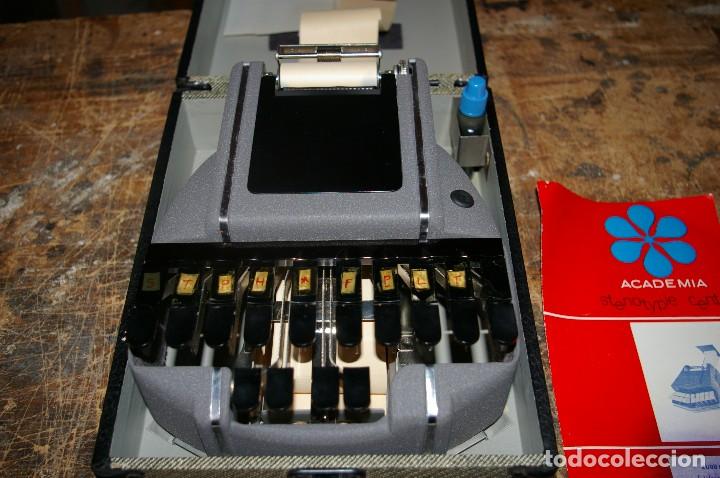 Antig&uuml;edades: maquina de estenotipia Stenograph - Foto 3