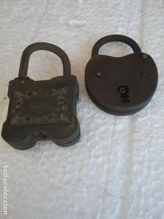 Antig&uuml;edades: Antiguos candados. - Foto 3