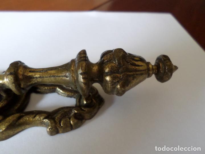 Antig&uuml;edades: TIRADORES DE BRONCE - Foto 5