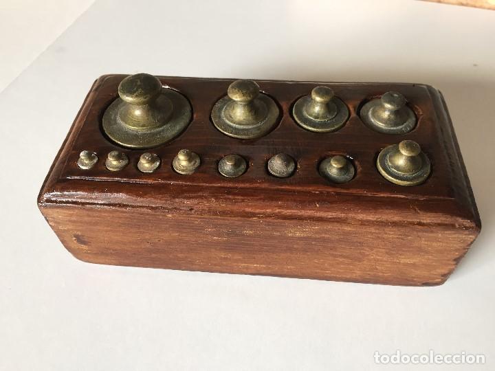 Antig&uuml;edades: JUEGO DE PESAS COMPLETO - Foto 1