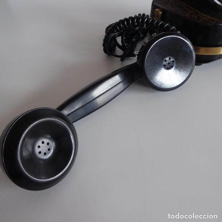 Tel&eacute;fonos: TEL&Eacute;FONO DE SOBREMESA CON ASA DE LAT&Oacute;N - Foto 5