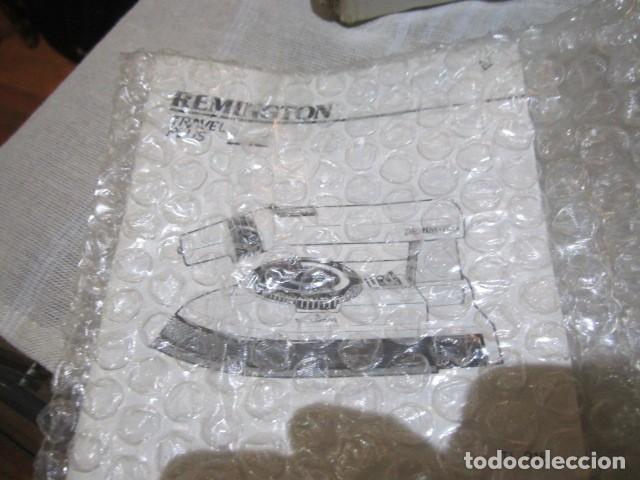 Antig&uuml;edades: Plancha de viaje Remington. - Foto 2