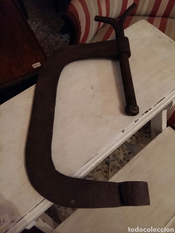 Antig&uuml;edades: Sargento de hierro centenario - Foto 3