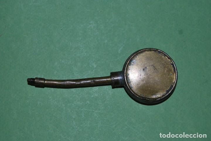 Antig&uuml;edades: ANTIGUA ACEITERA DE LAT&Oacute;N - Foto 3