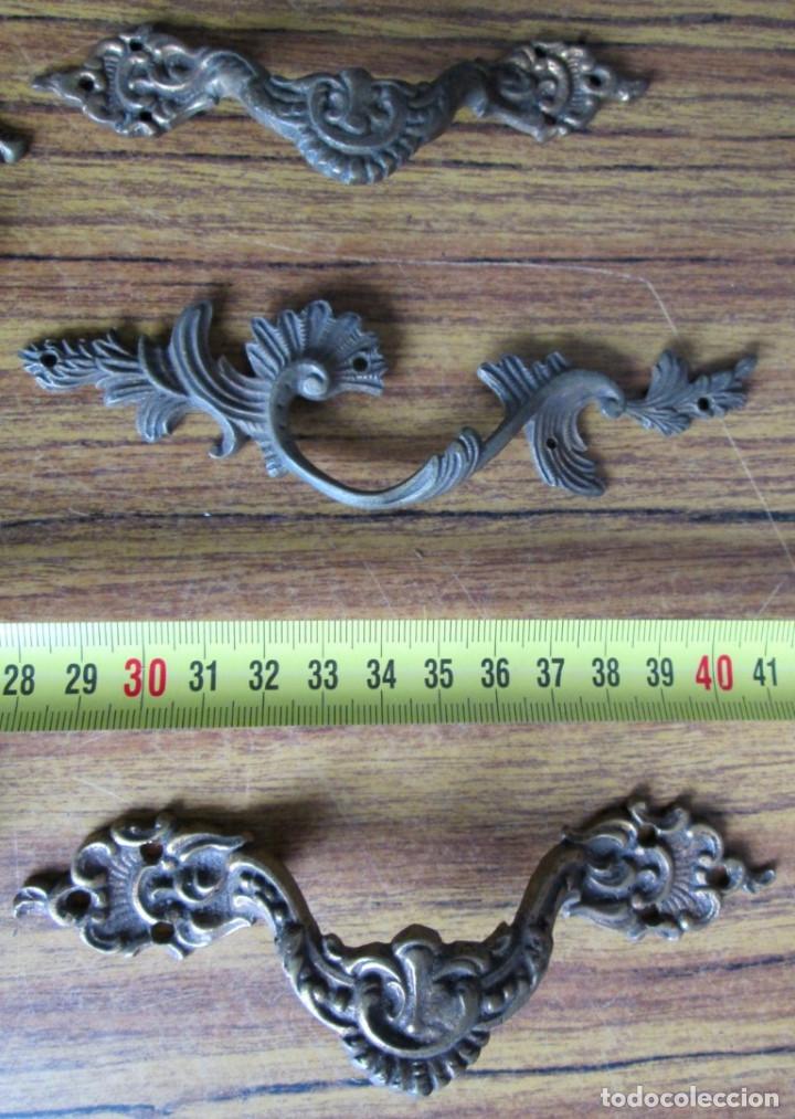 Antig&uuml;edades: 6 tiradores bronce - lat&oacute;n - Foto 2
