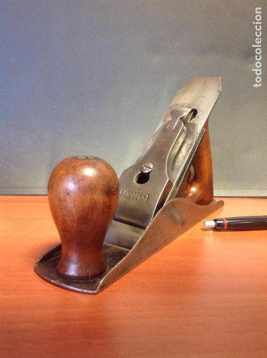 Antig&uuml;edades: Cepillo antiguo de carpinter&iacute;a marca Urko ..,., - Foto 2