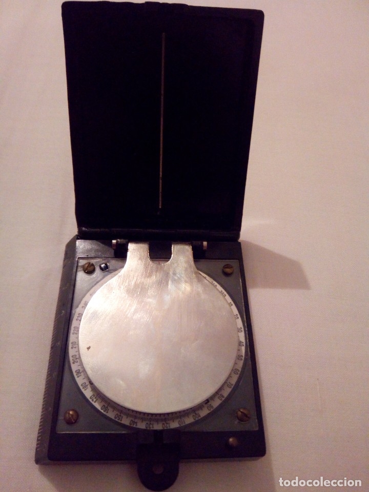 Antig&uuml;edades: Antigua brujula pasto universal compass - Foto 2