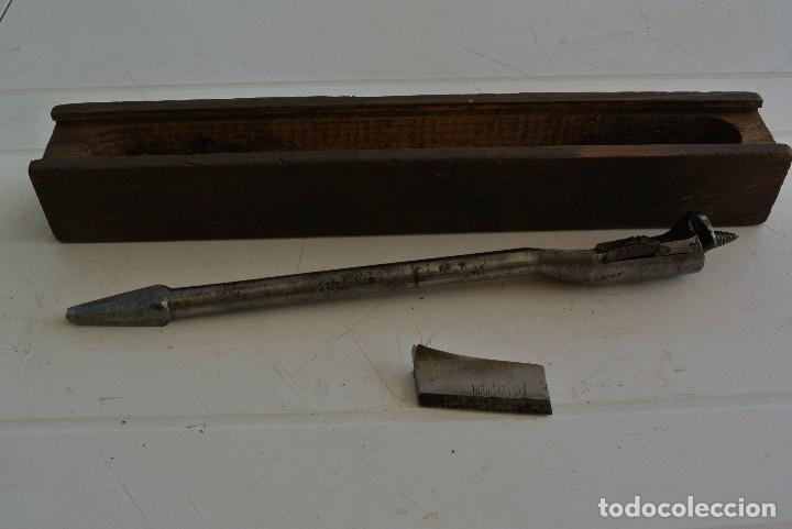 Antig&uuml;edades: ESTUCHE CON BROCA PARA LA MADERA ,RIDGWAY , ENGLAND - Foto 1