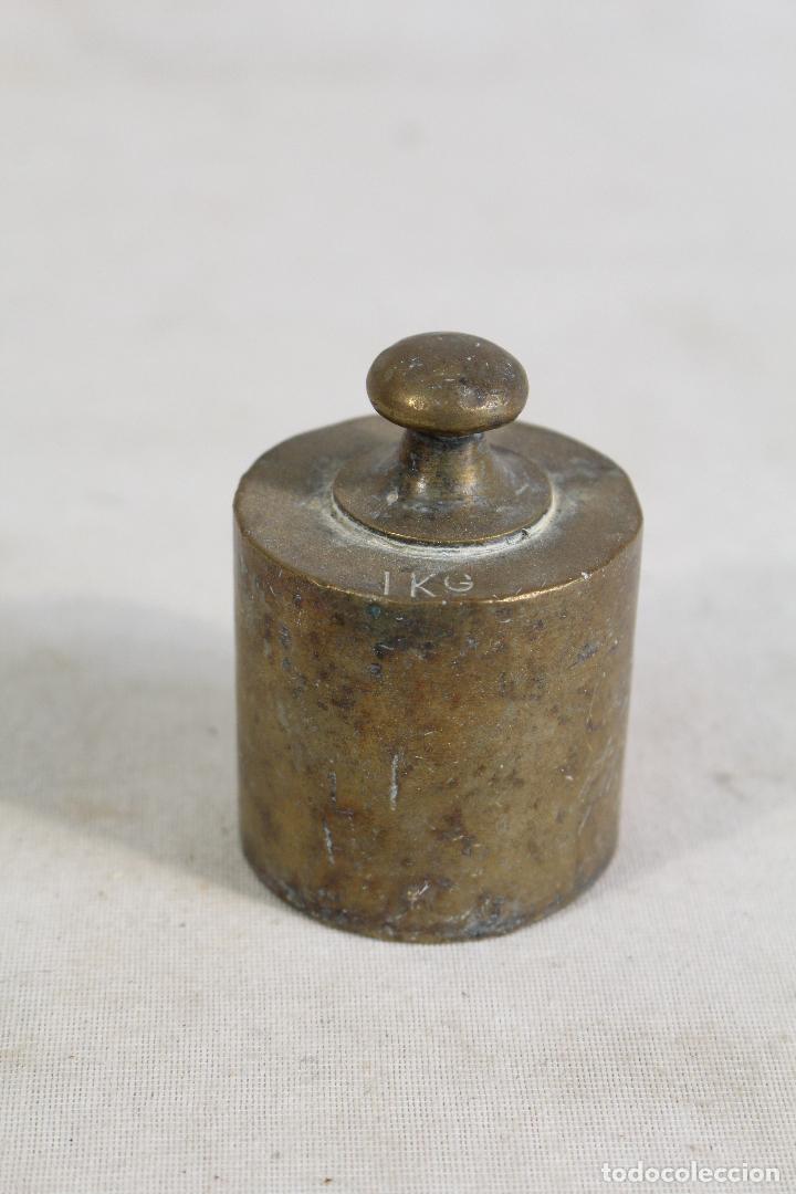 Antig&uuml;edades: ponderal pesa de bronce de 1kg - Foto 1