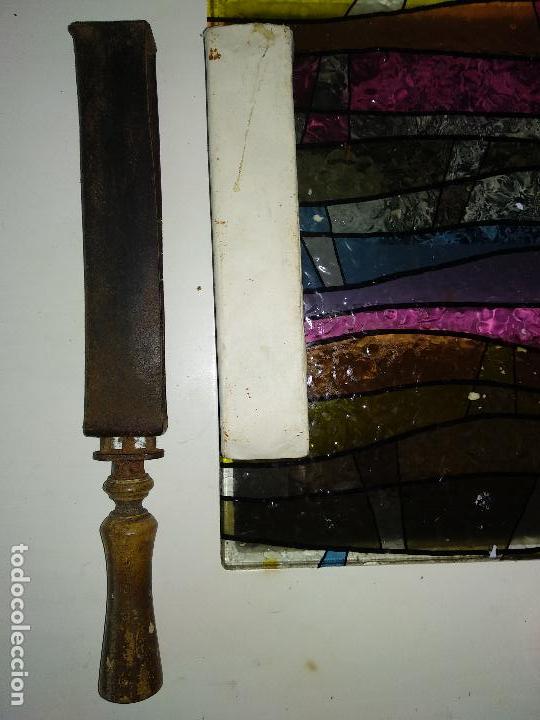 Antig&uuml;edades: Asentador para navajas de afeitar - Foto 1