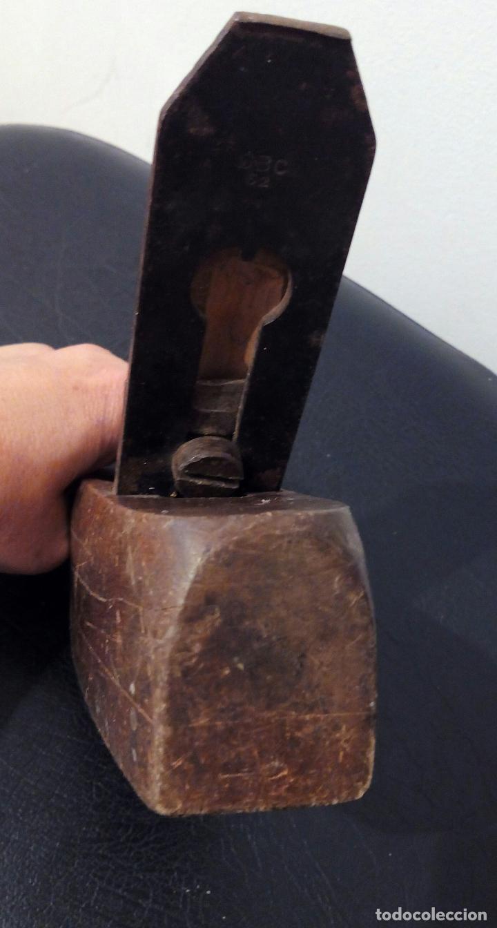 Antig&uuml;edades: CEPILLO DE MADERA DE CARPINTERO - GARLOPA - Foto 7