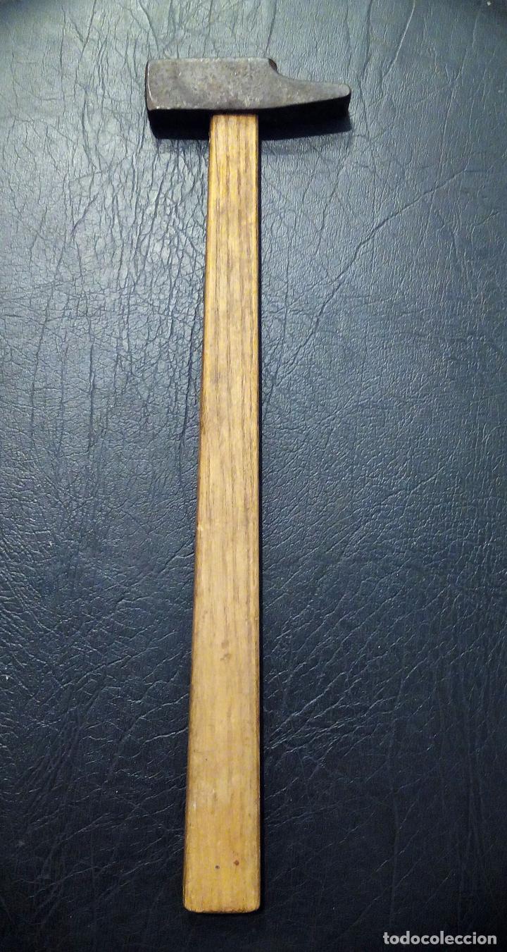 Antig&uuml;edades: MARTILLO DE CARPINTERO - Foto 2