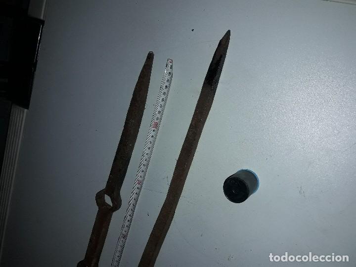 Antig&uuml;edades: Reja ventana forja 5 barras 110cm. - Foto 2
